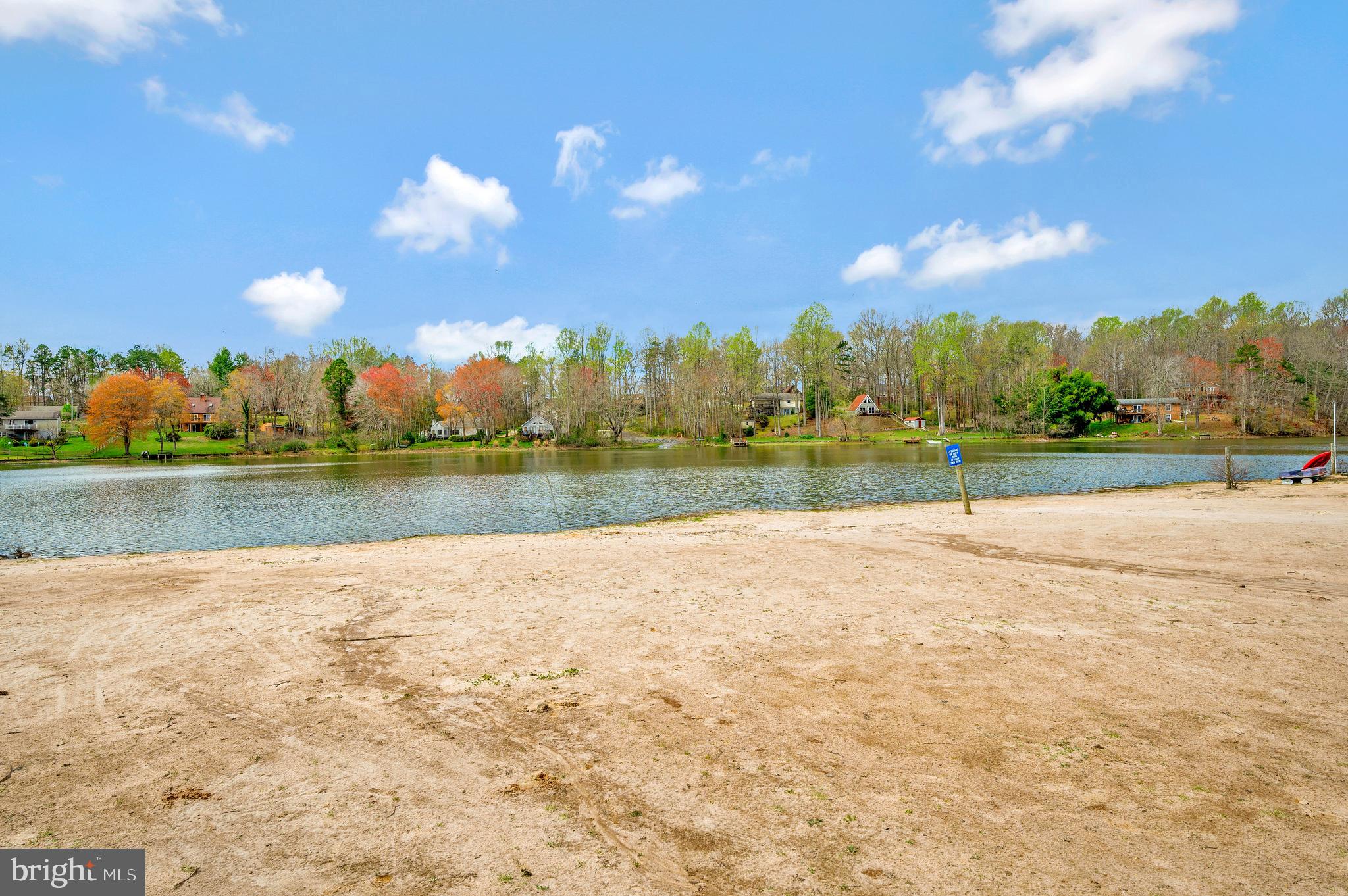 330 HORSESHOE RD