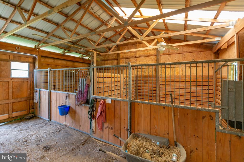 17024 White Pine Rd