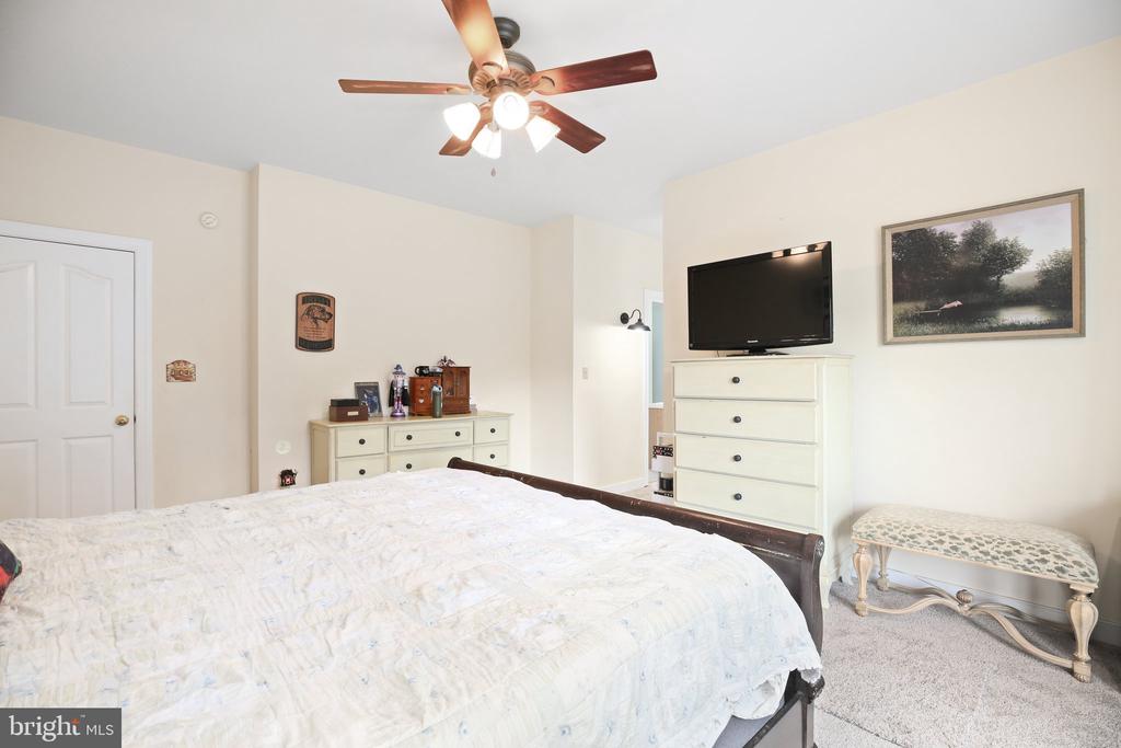 17024 White Pine Rd