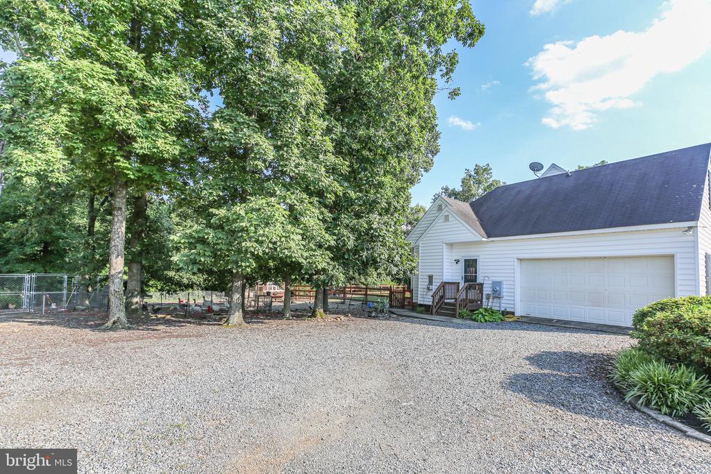 17024 White Pine Rd