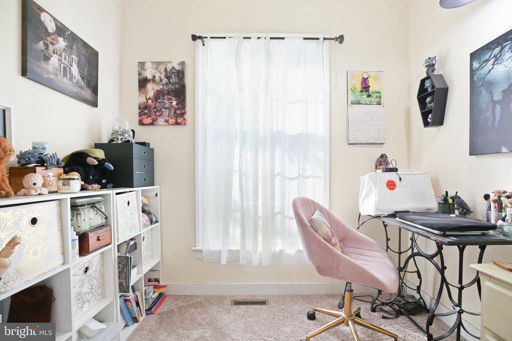 17024 White Pine Rd