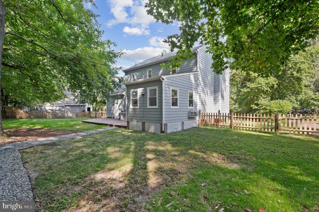 9281 DRAWBRIDGE ROAD