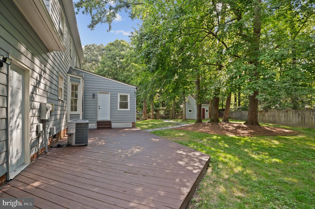 9281 DRAWBRIDGE ROAD