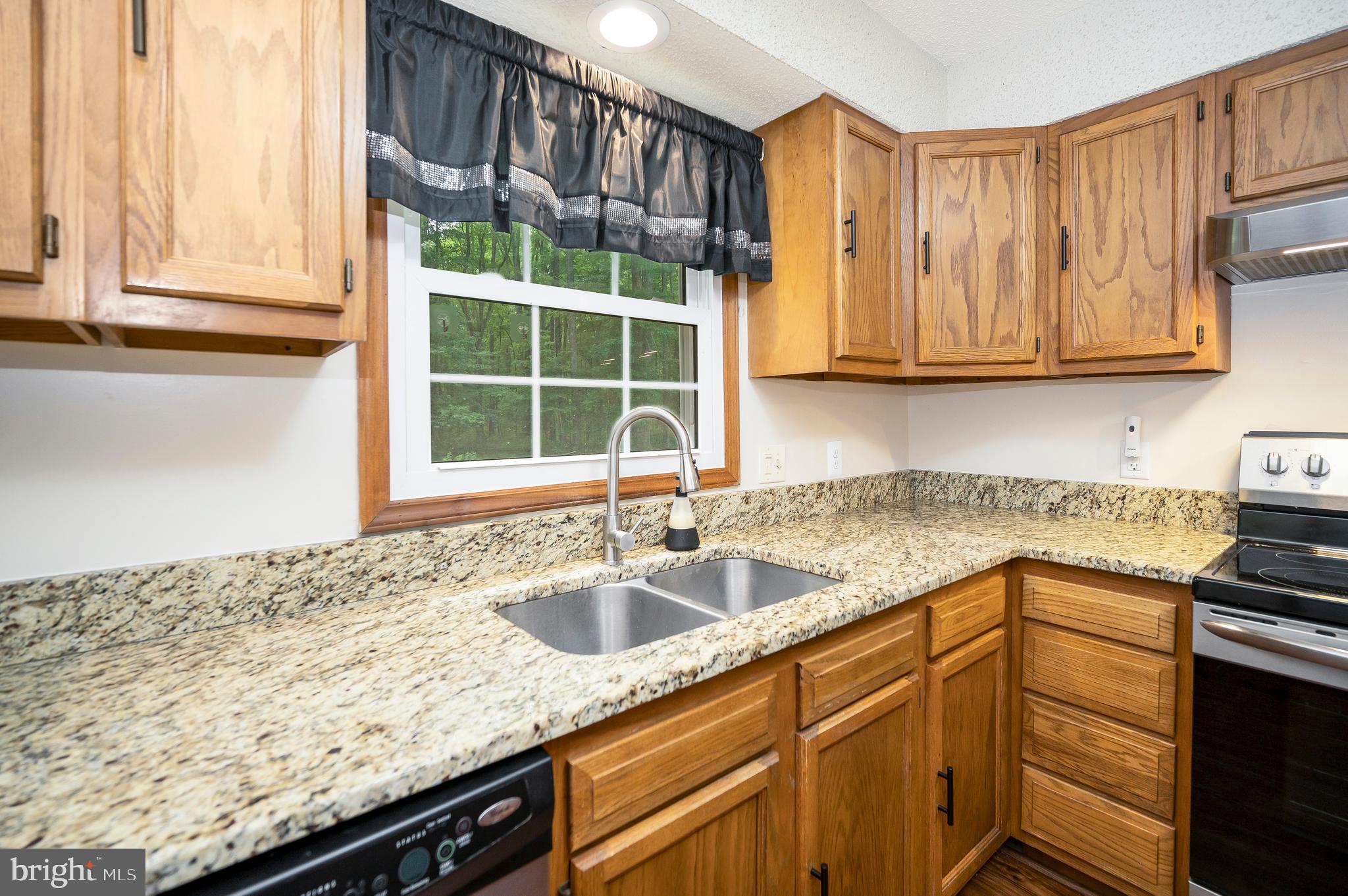 15370 FLEMING STREET