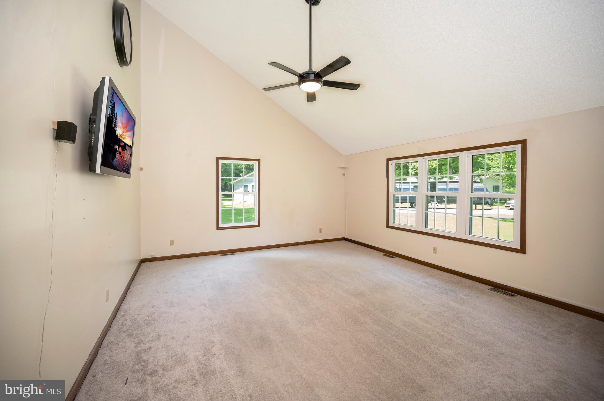 15370 FLEMING STREET