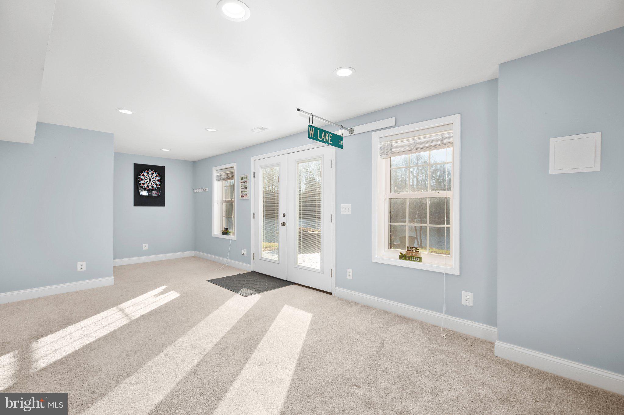 7398 Jackson Dr