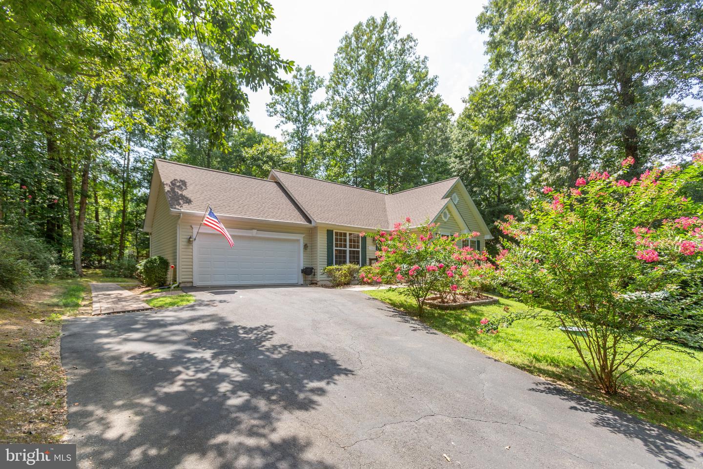 7364 Washington Dr
