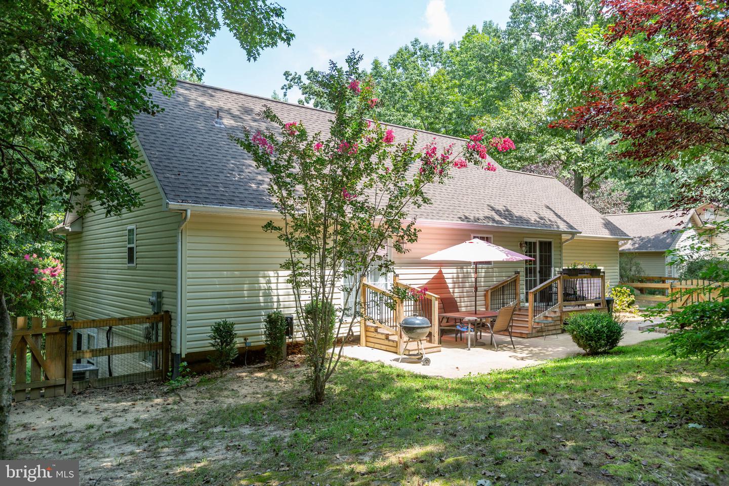 7364 Washington Dr