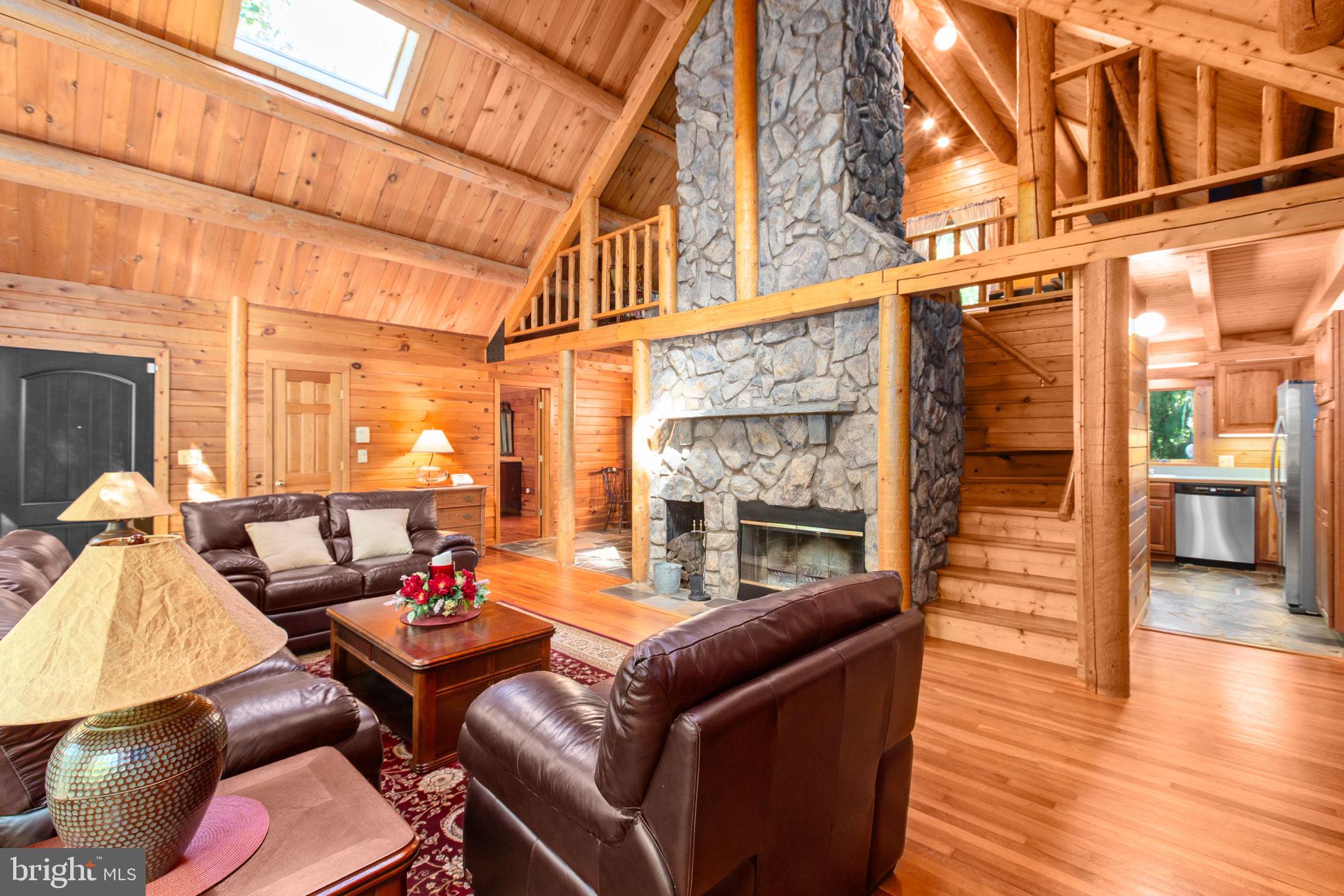 12135 CANTERBURY COURT