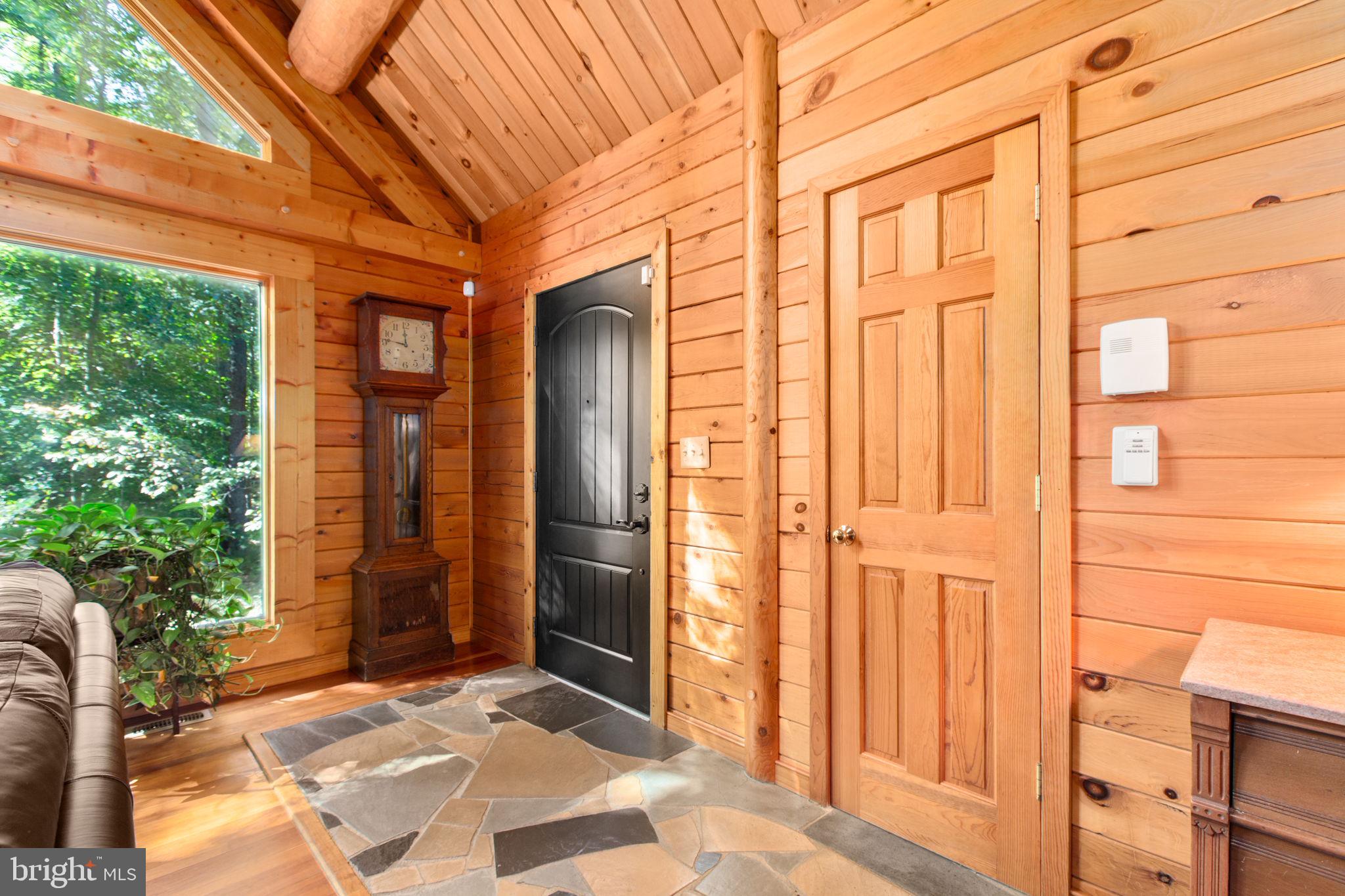 12135 CANTERBURY COURT