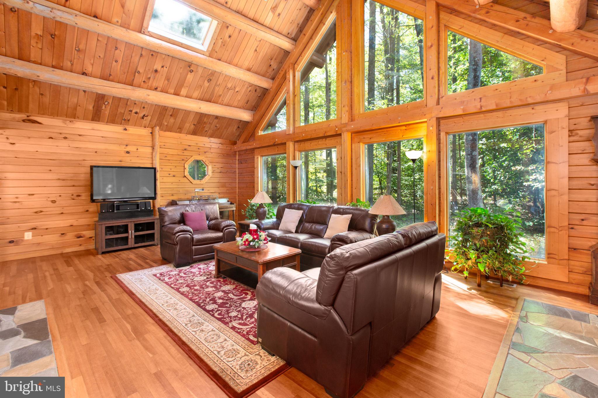 12135 CANTERBURY COURT