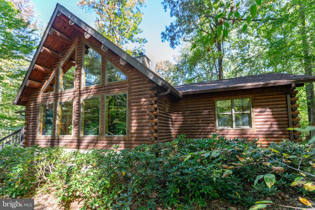 12135 CANTERBURY COURT