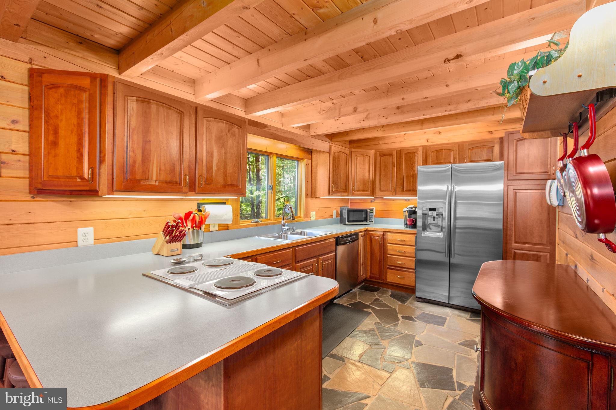 12135 CANTERBURY COURT