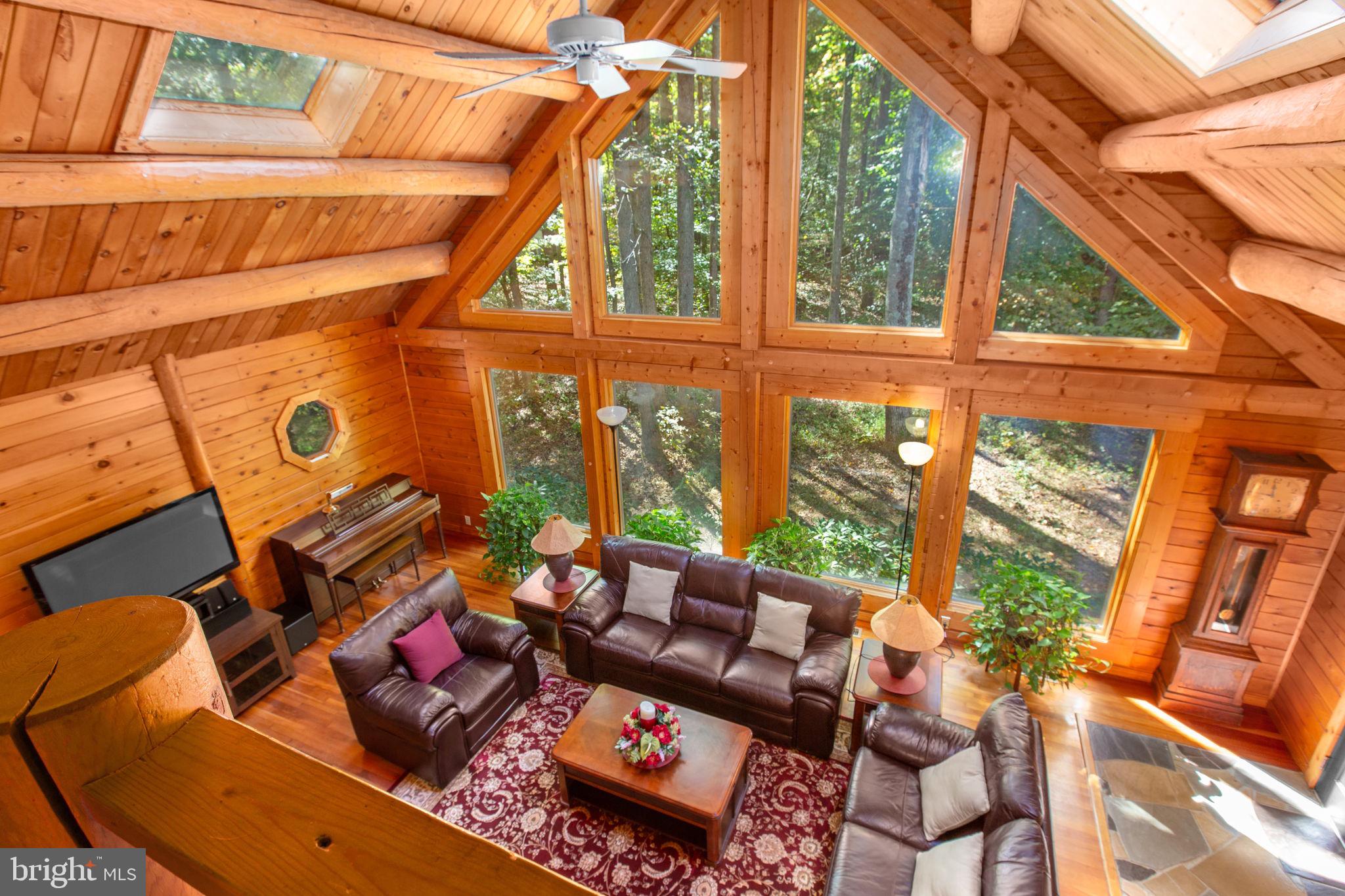 12135 CANTERBURY COURT