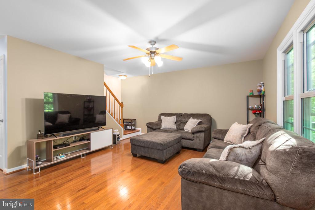 8863 SHERMAN CIRCLE