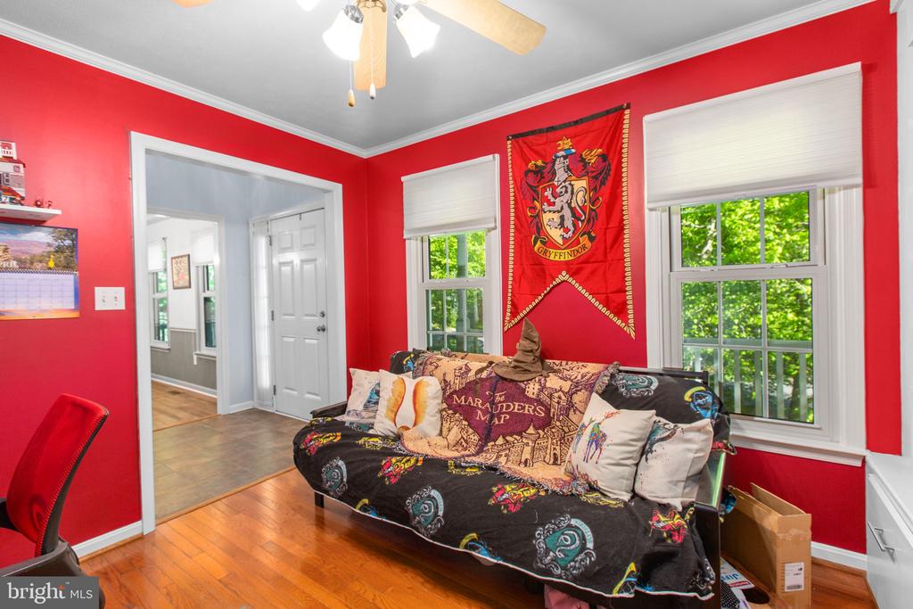 8863 SHERMAN CIRCLE