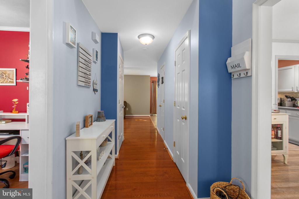 8863 SHERMAN CIRCLE