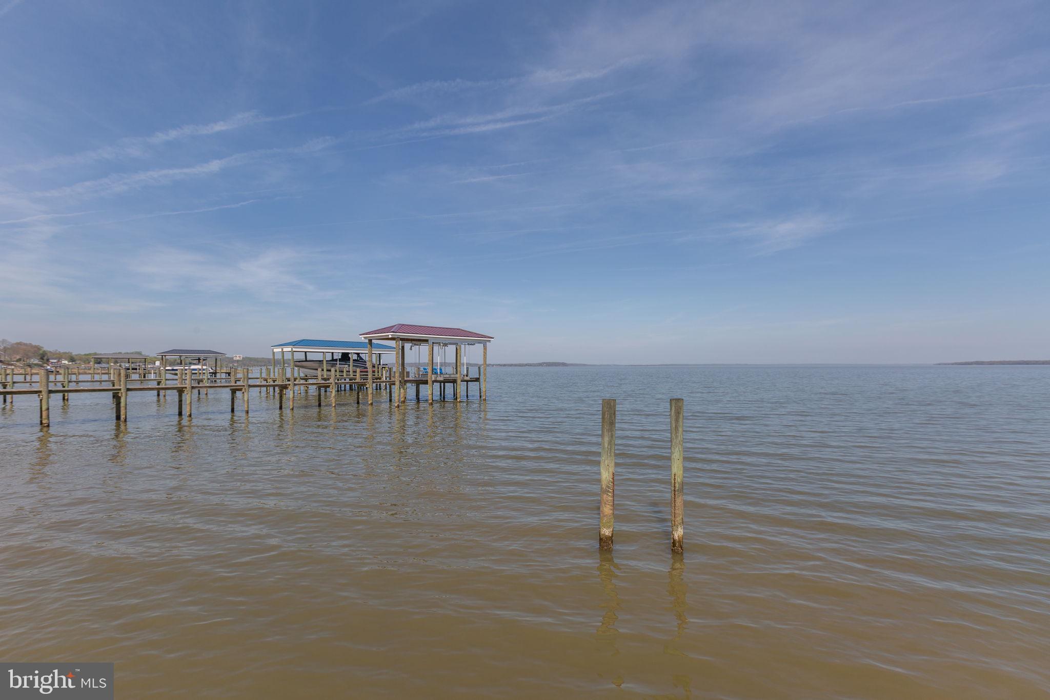 7121 POTOMAC LANDING DRIVE