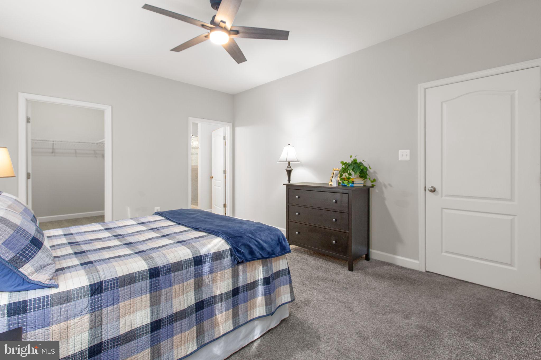 7121 POTOMAC LANDING DRIVE