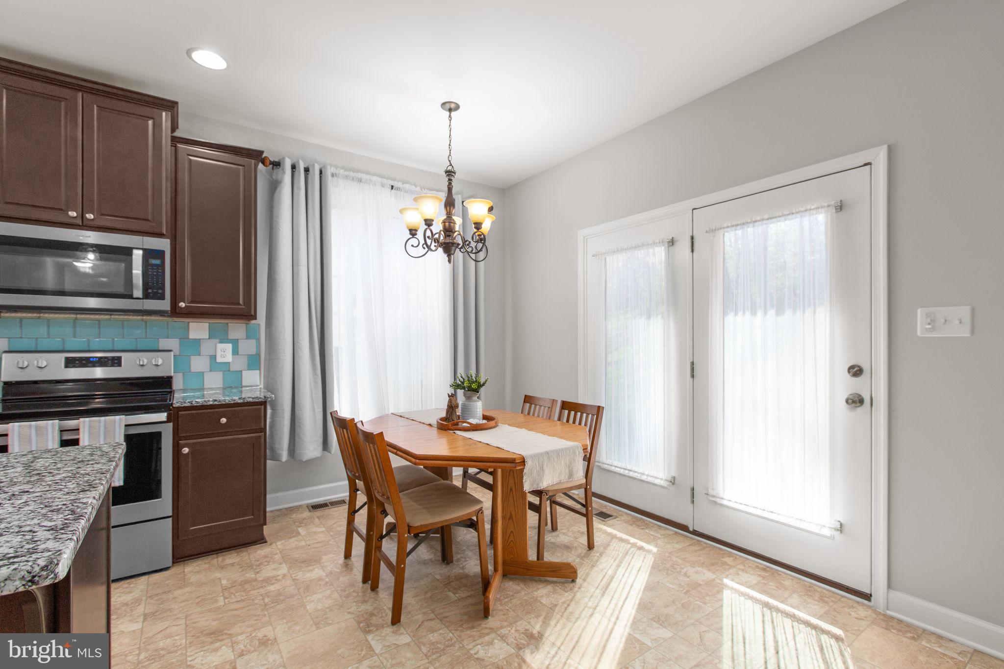 7121 POTOMAC LANDING DRIVE