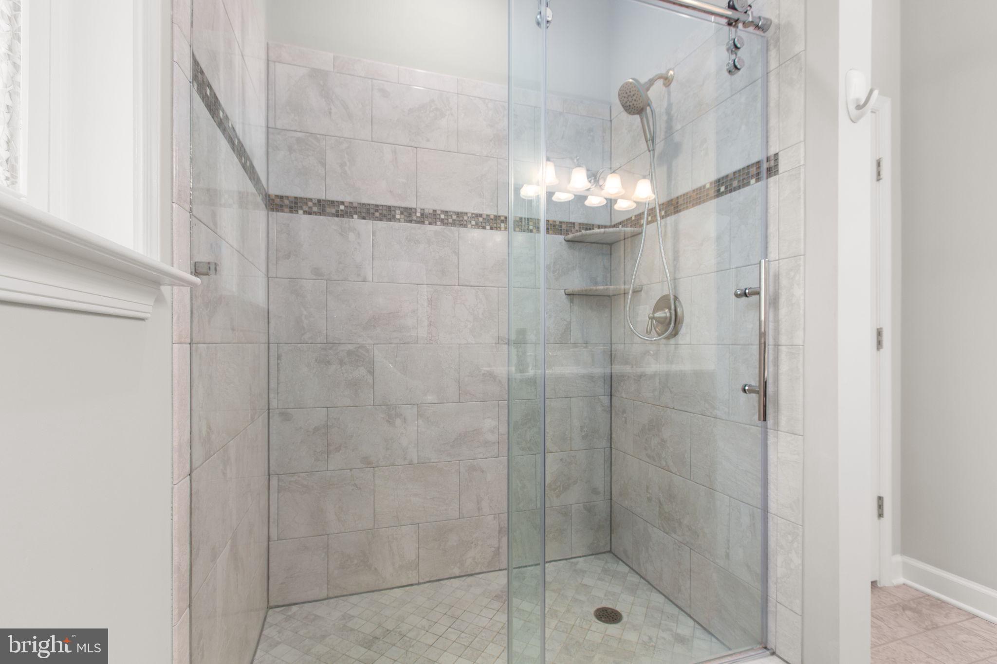 7121 POTOMAC LANDING DRIVE