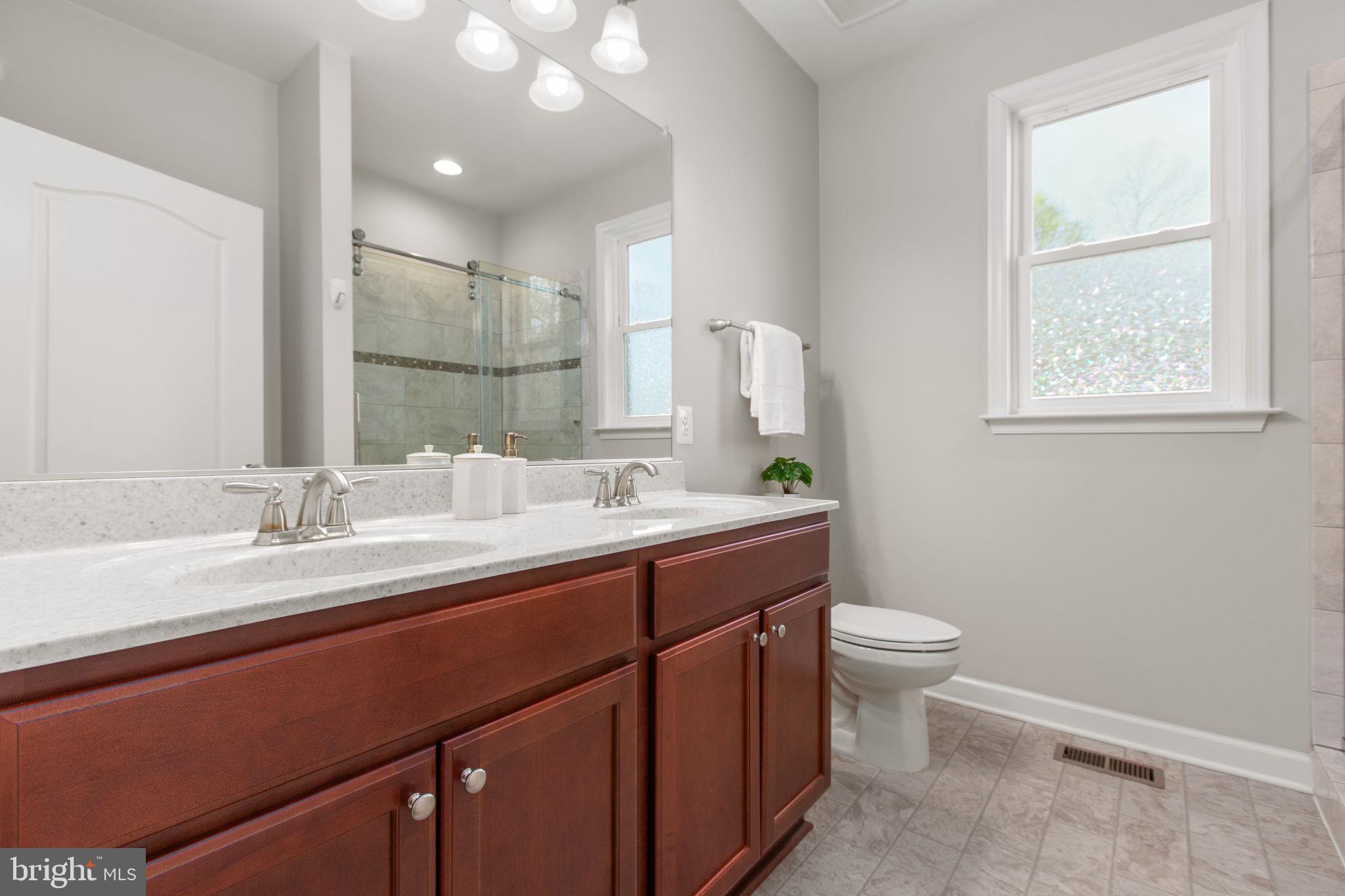 7121 POTOMAC LANDING DRIVE