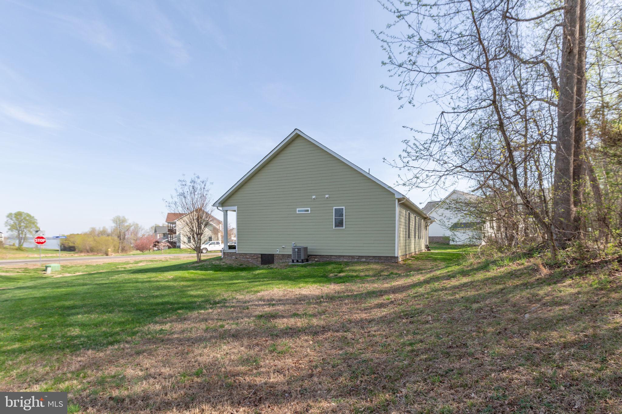 7121 POTOMAC LANDING DRIVE