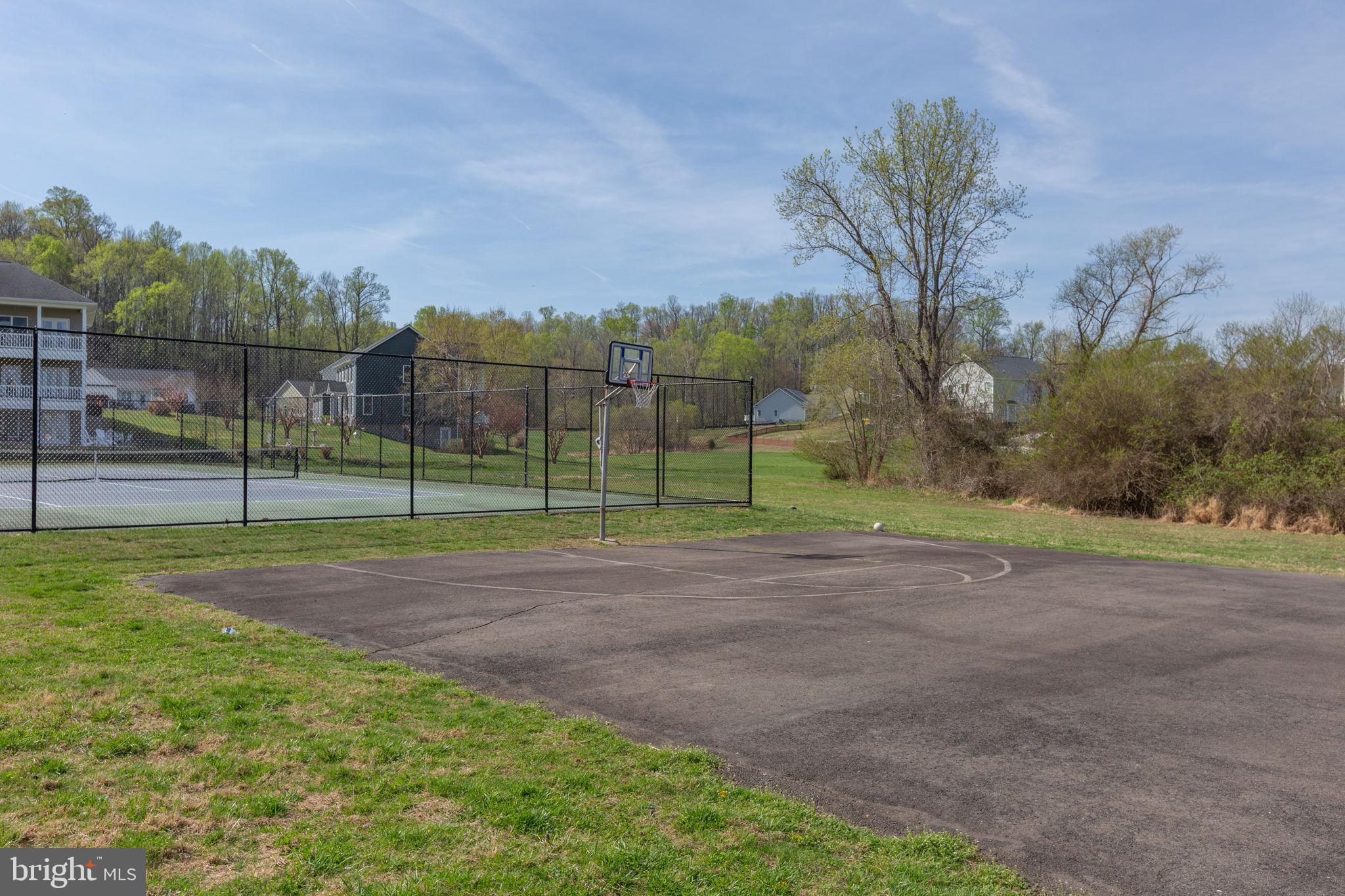 7121 POTOMAC LANDING DRIVE