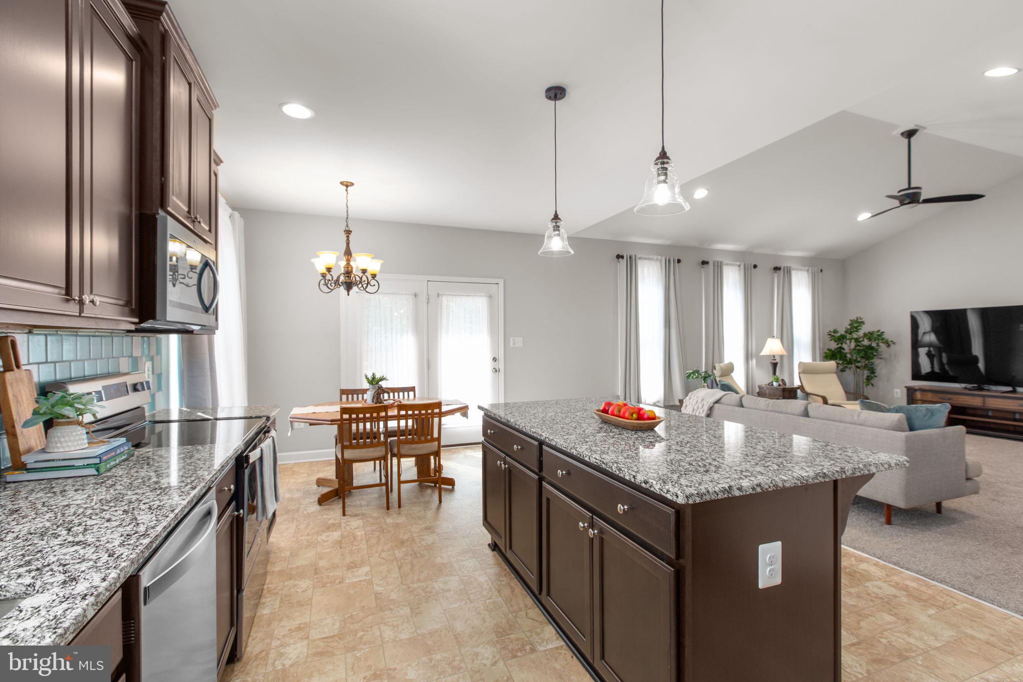 7121 POTOMAC LANDING DRIVE