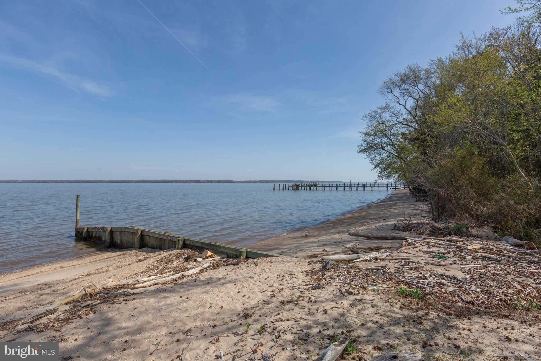 7121 POTOMAC LANDING DRIVE