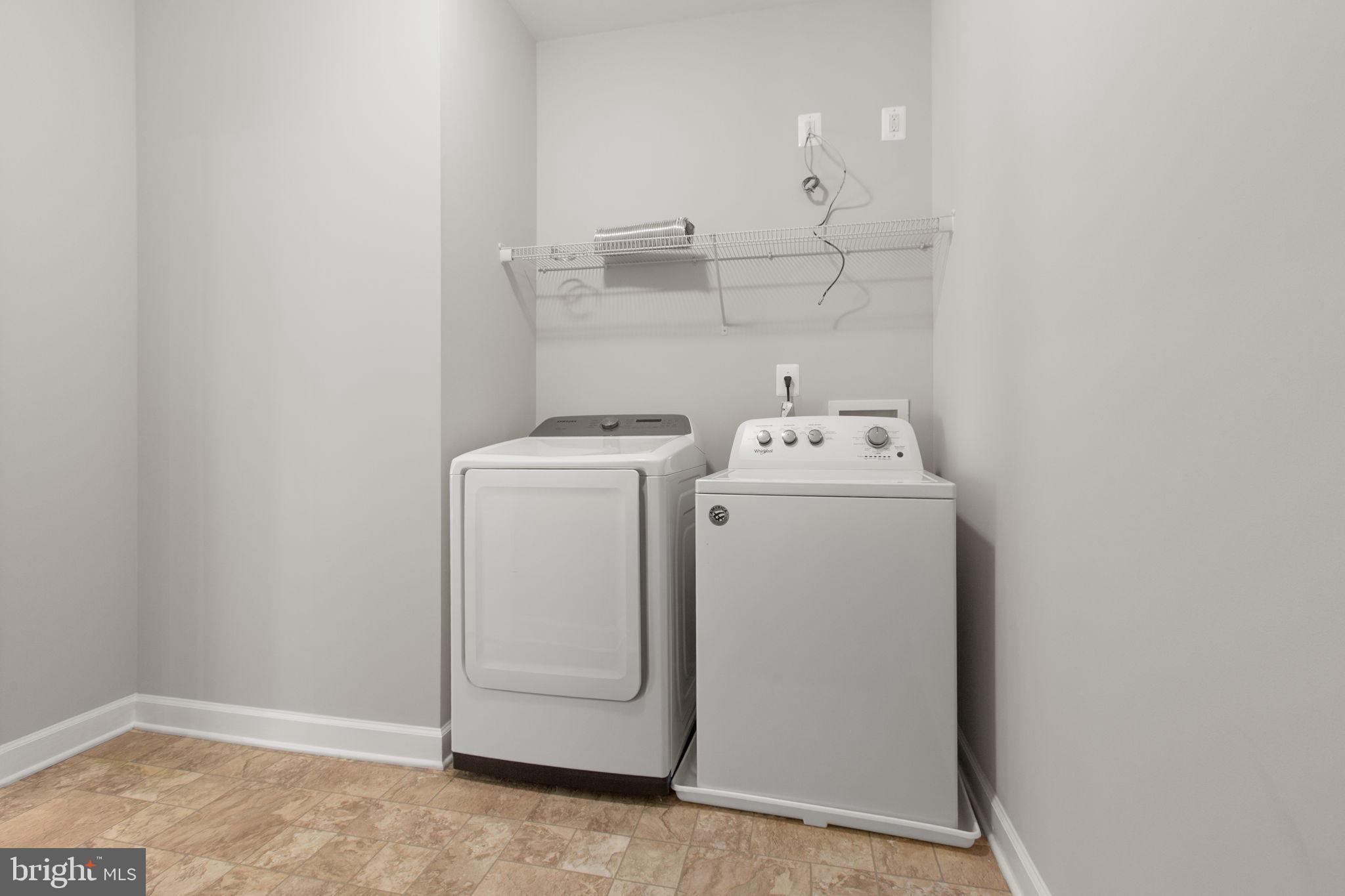 7121 POTOMAC LANDING DRIVE