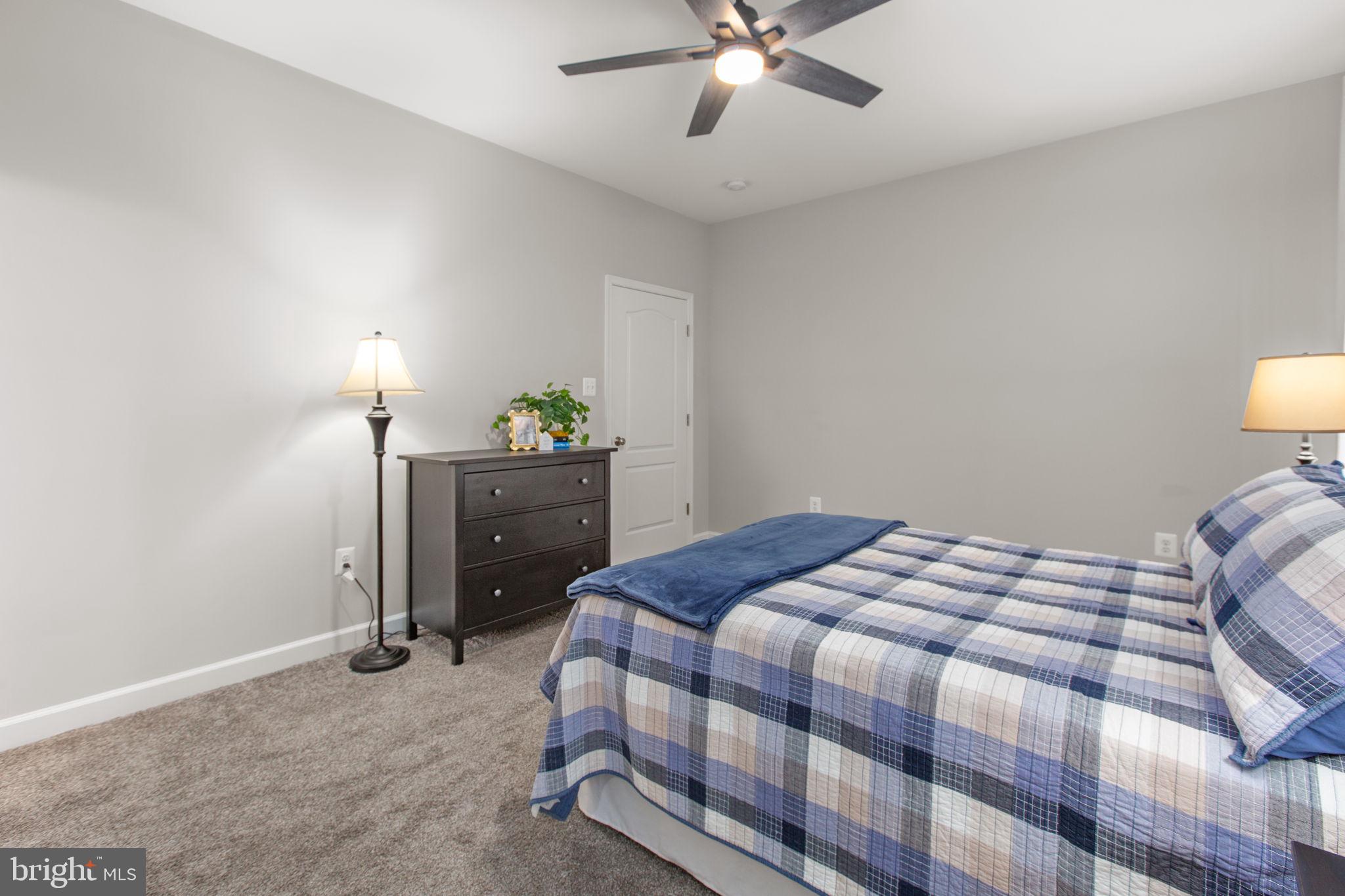 7121 POTOMAC LANDING DRIVE