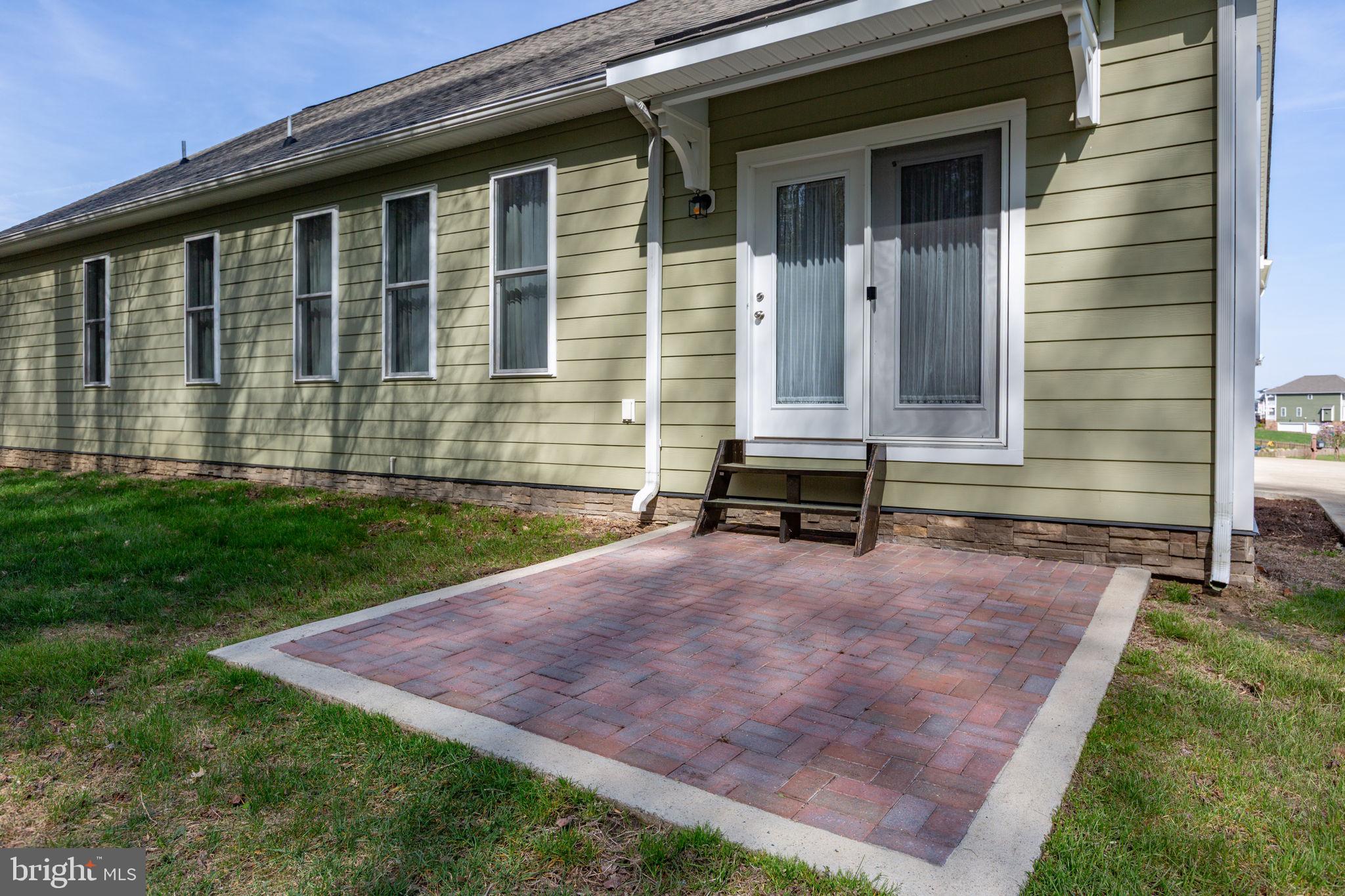 7121 POTOMAC LANDING DRIVE