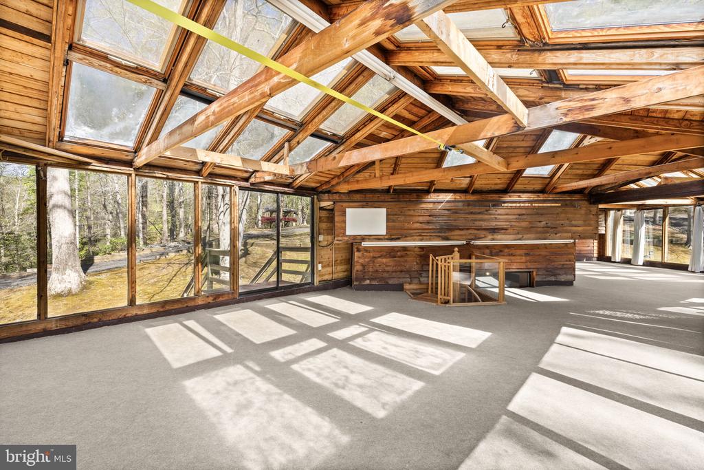 6251 ROKEBY LANE