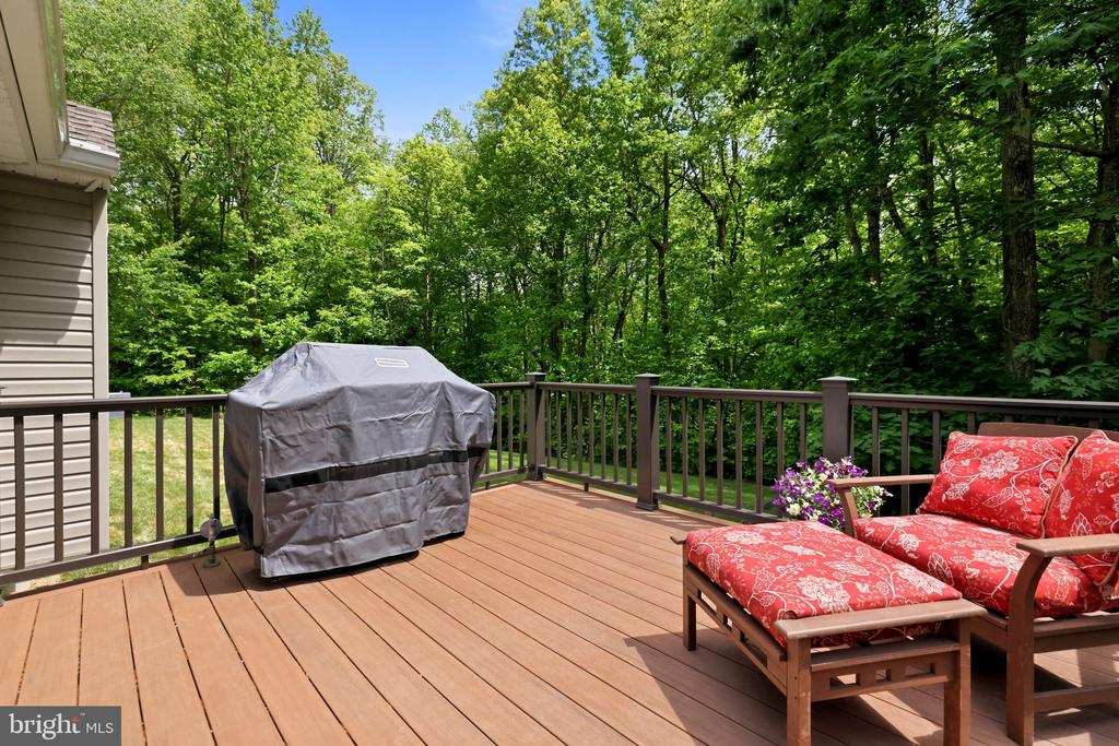 7039 ANTLER LANE
