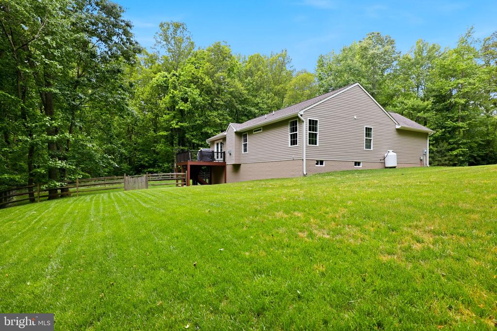 7039 ANTLER LANE