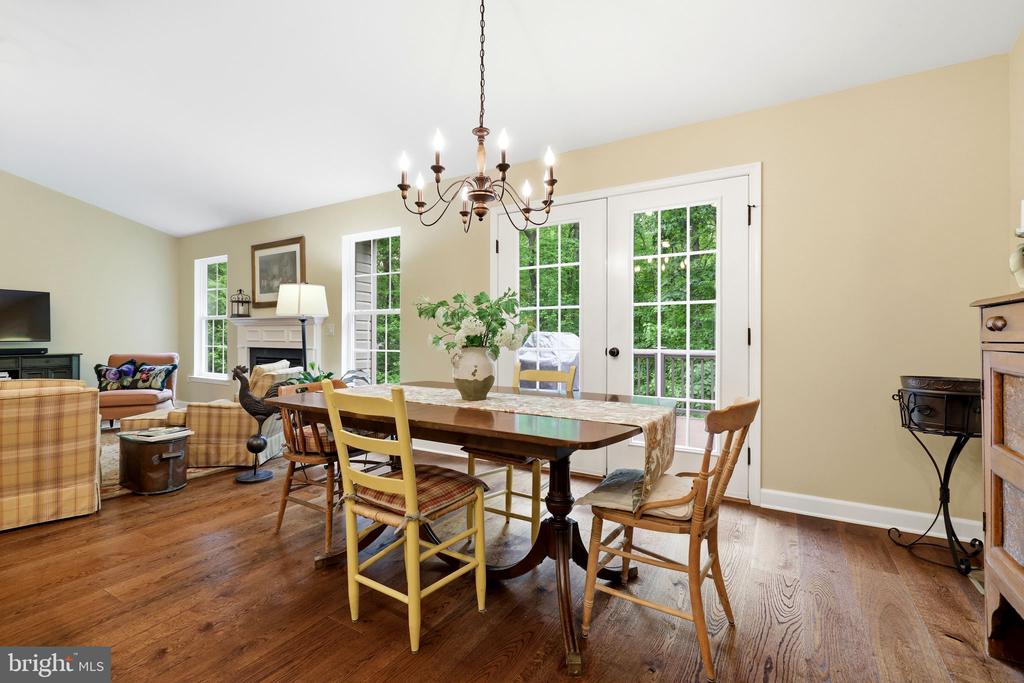 7039 ANTLER LANE