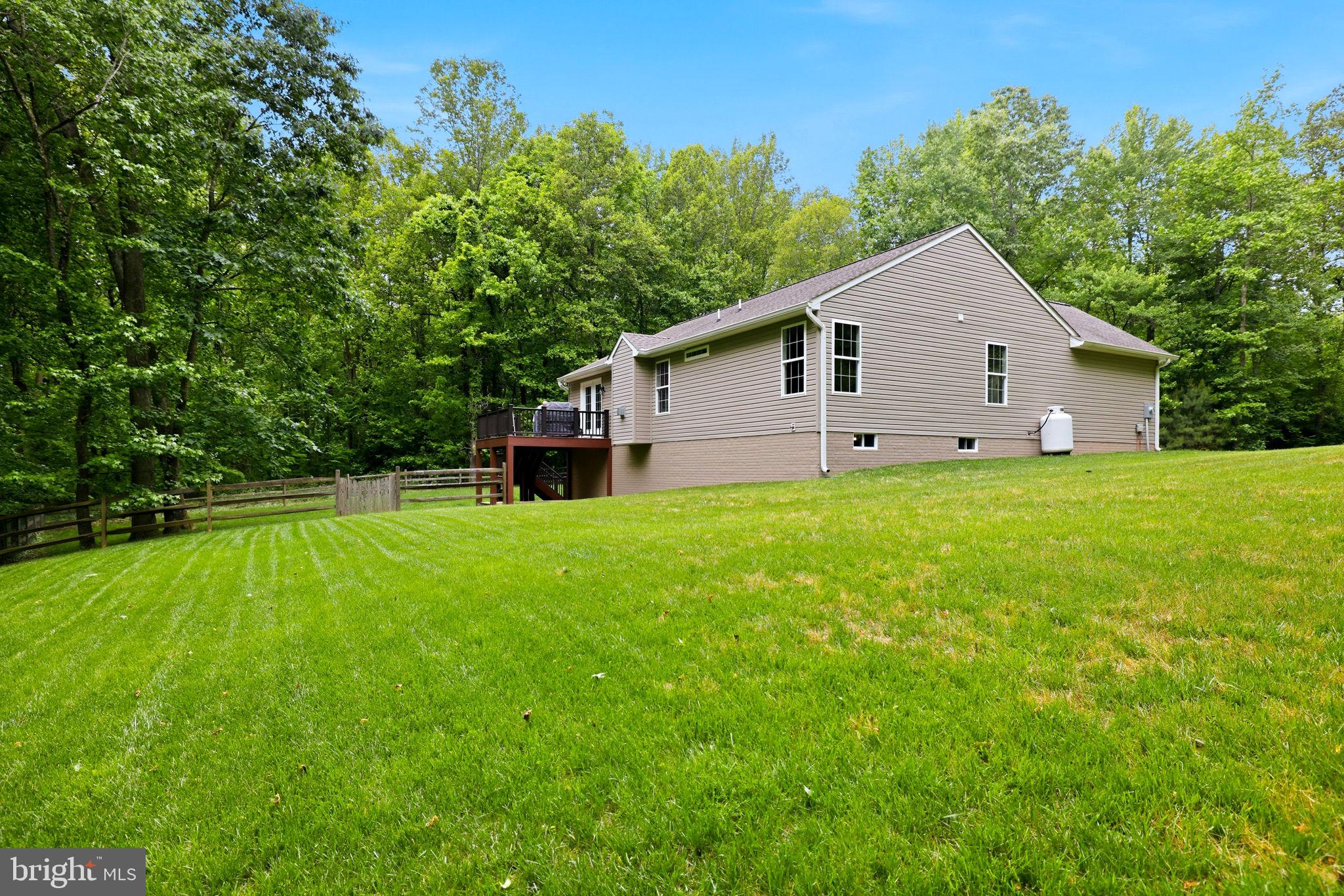 7039 ANTLER LANE