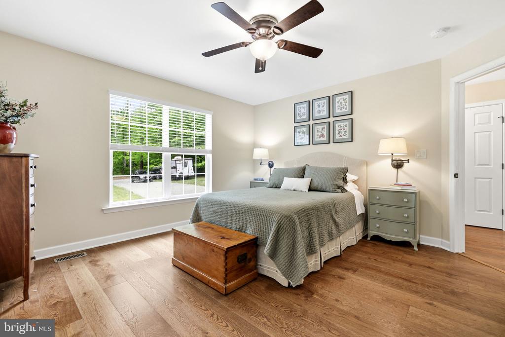 7039 ANTLER LANE
