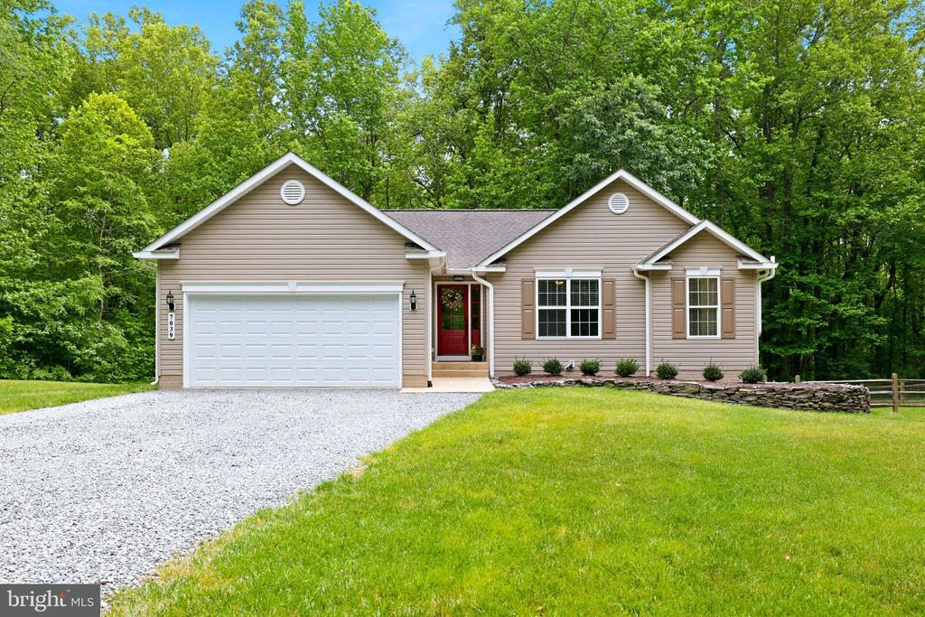 7039 ANTLER LANE