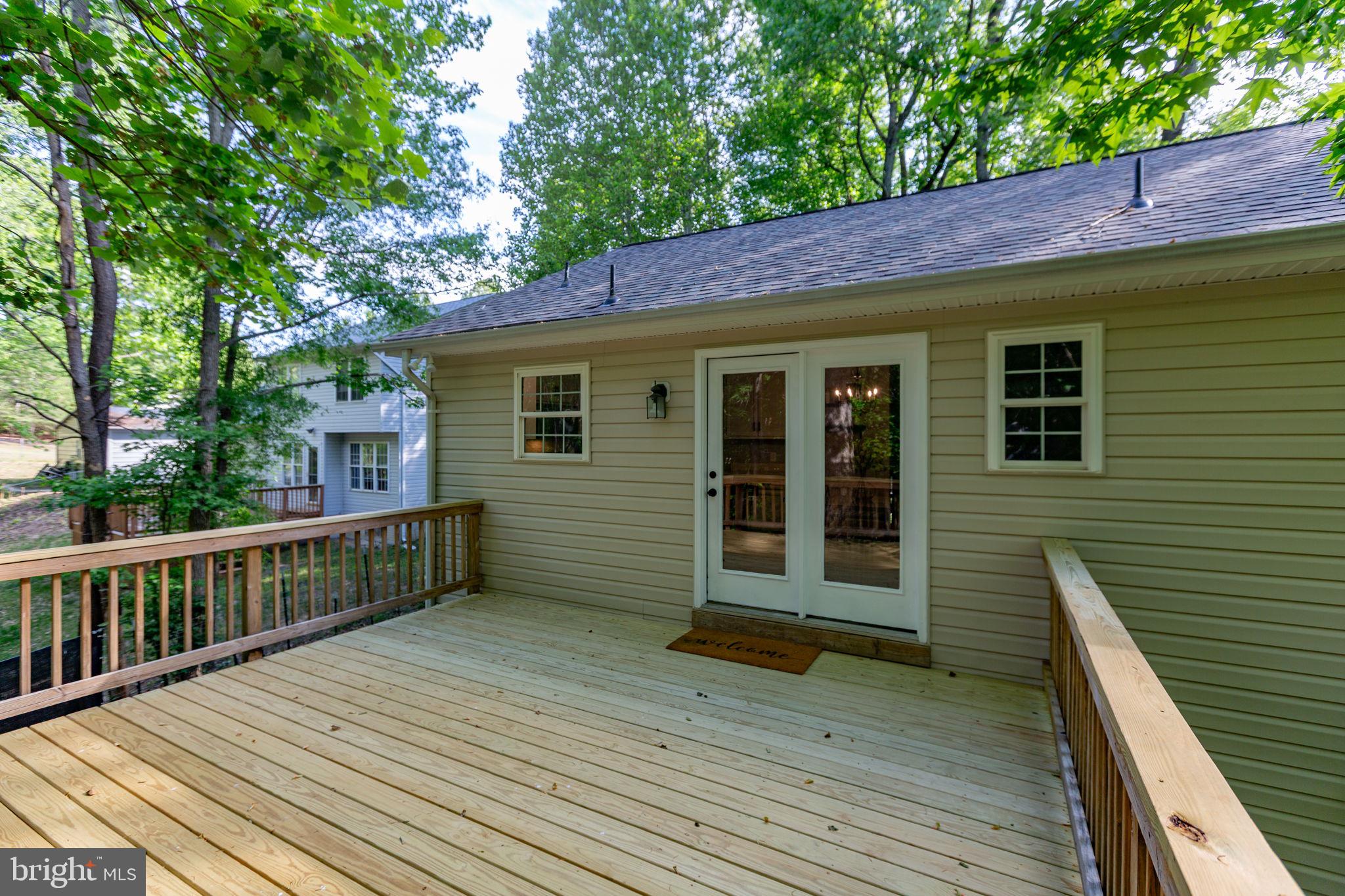 1125 OAKLAND DRIVE