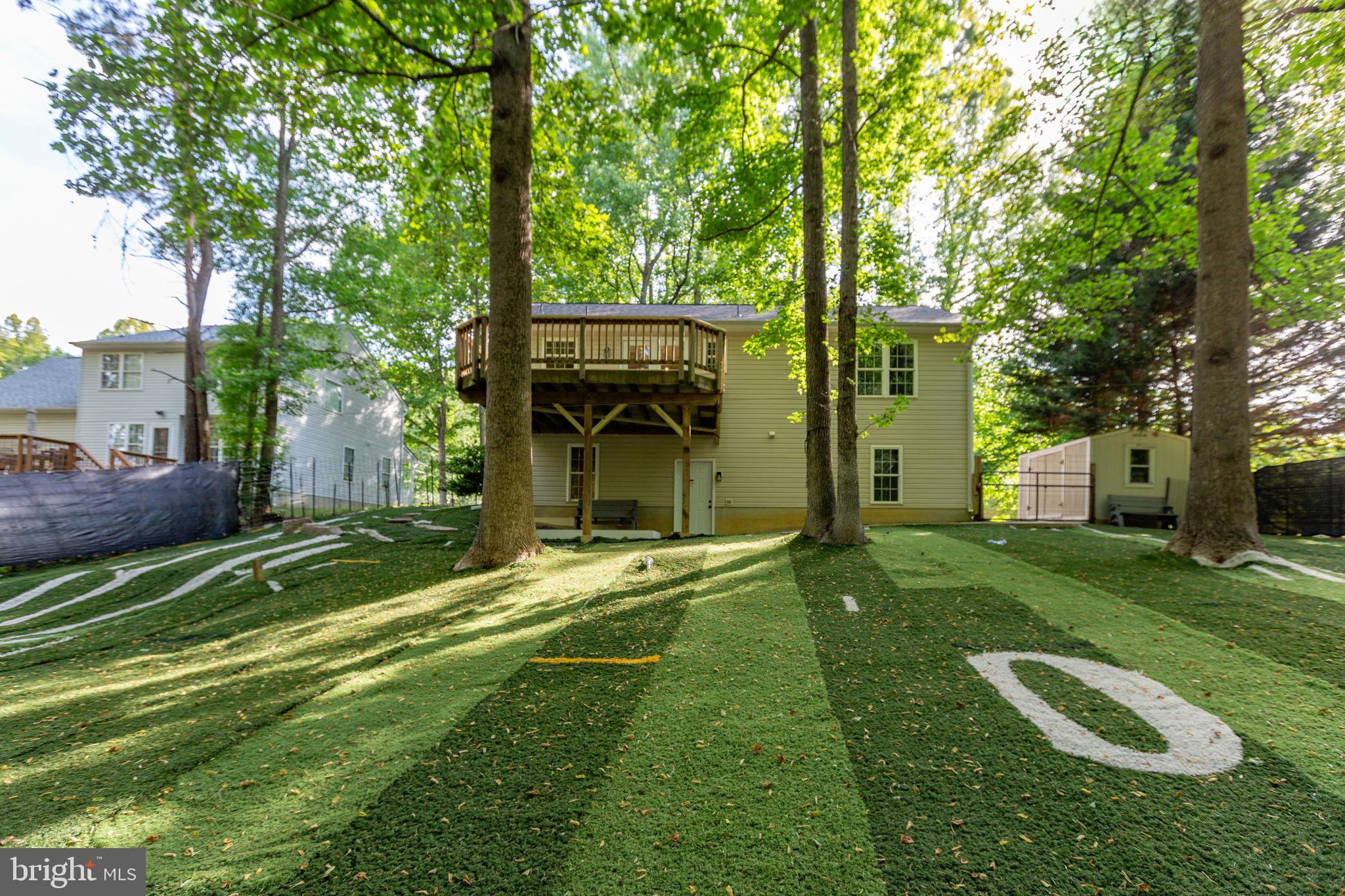 1125 OAKLAND DRIVE