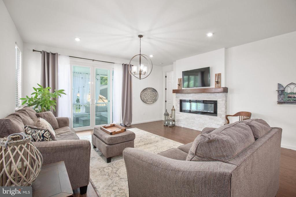 7080 STEAMBOAT COURT