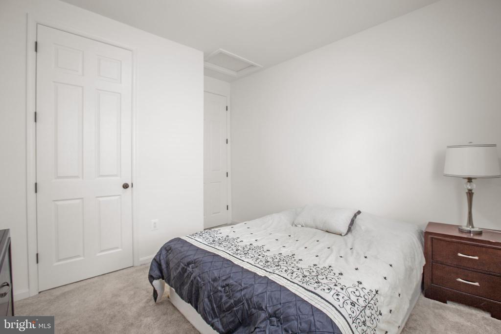 7080 STEAMBOAT COURT