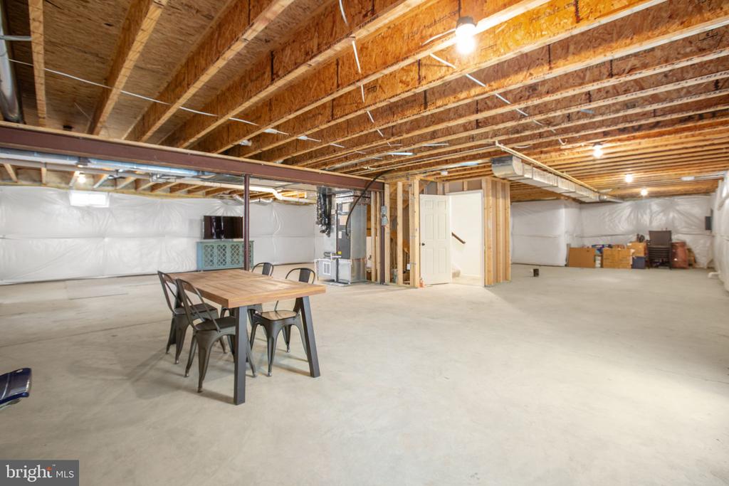 7080 STEAMBOAT COURT