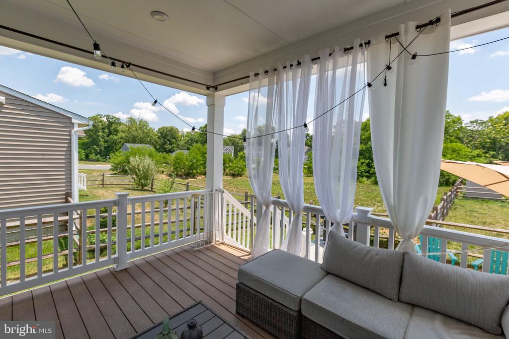 7080 STEAMBOAT COURT