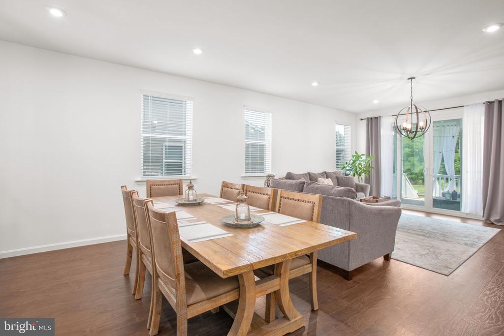 7080 STEAMBOAT COURT