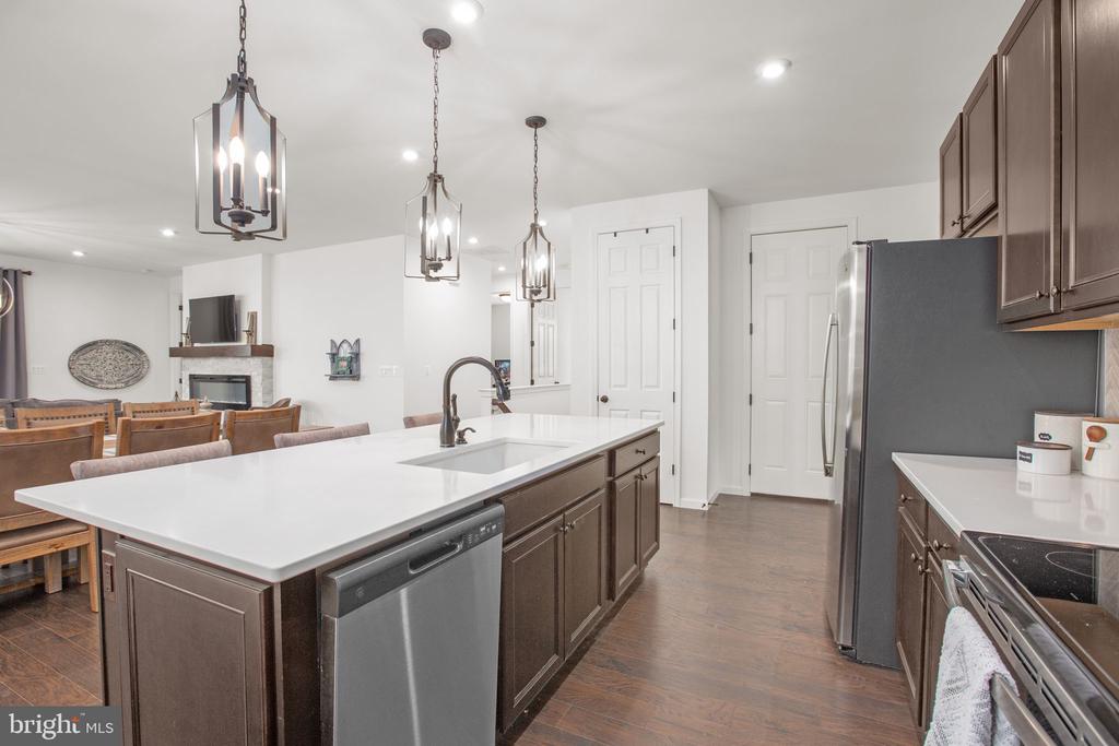 7080 STEAMBOAT COURT