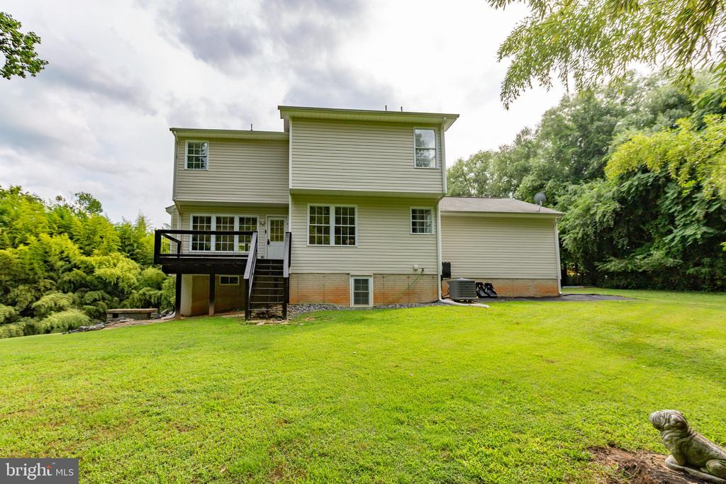 5423 WINDSOR DRIVE