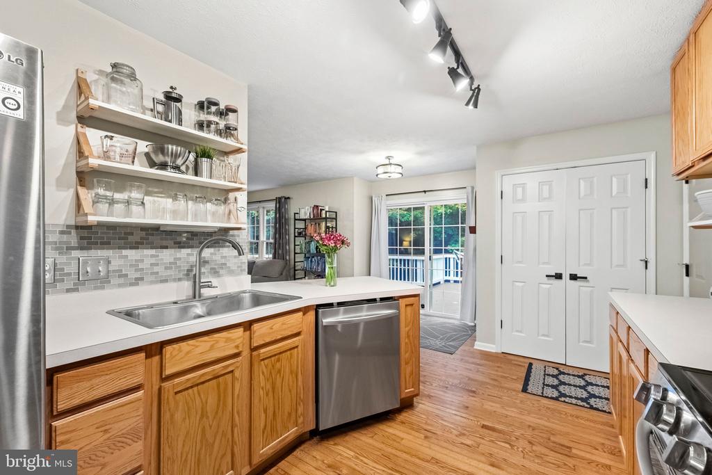 8427 TOMPKINS DRIVE